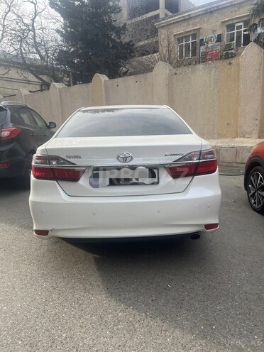 Toyota Camry-2