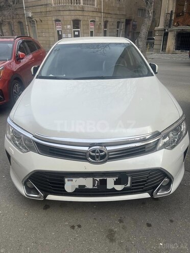 Toyota Camry-1