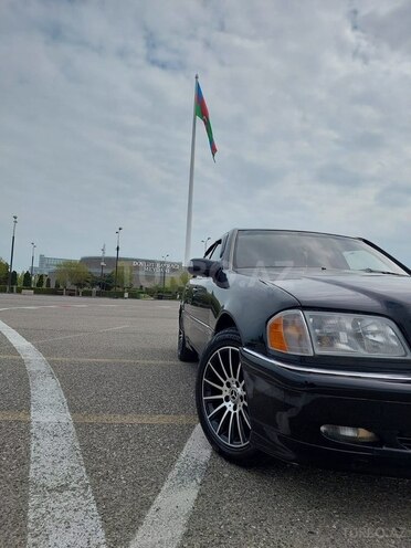 Mercedes C 230-3
