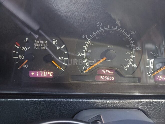 Mercedes C 230-11
