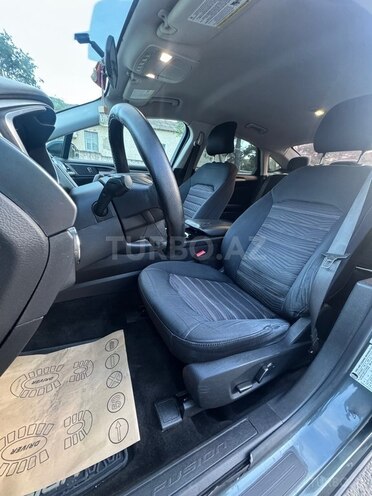 Ford Fusion (North America)-15