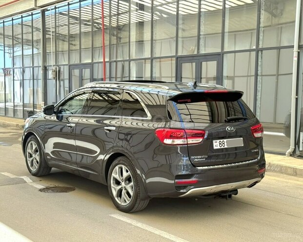 Kia Sorento-10