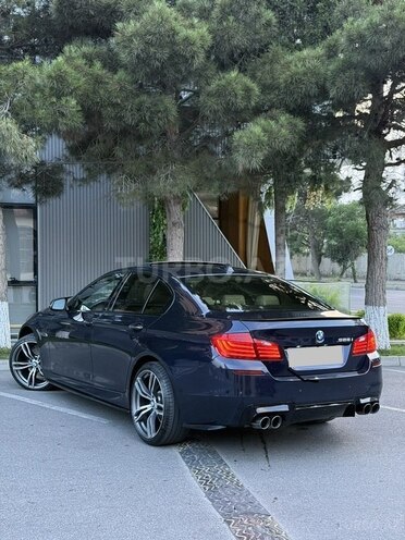 BMW 528-9