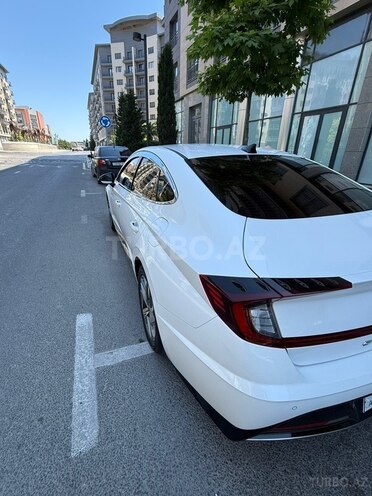Hyundai Sonata-3