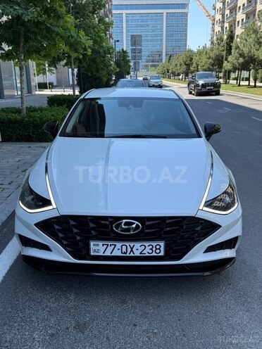 Hyundai Sonata-1