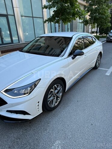 Hyundai Sonata-6