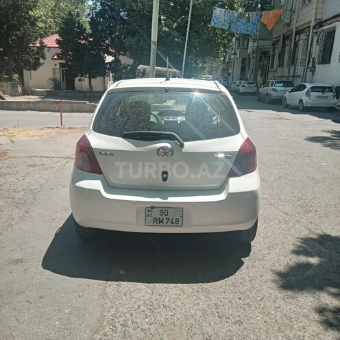 Toyota Yaris-7