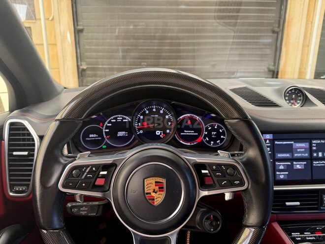 Porsche Cayenne-3