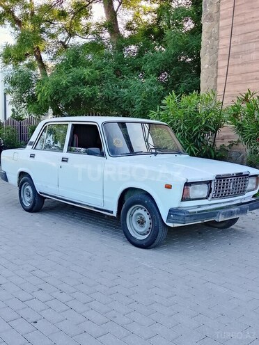 LADA (VAZ) 2107-10