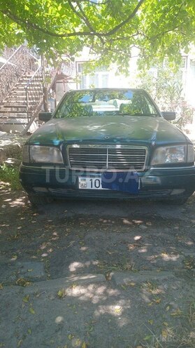 Mercedes C 200-1