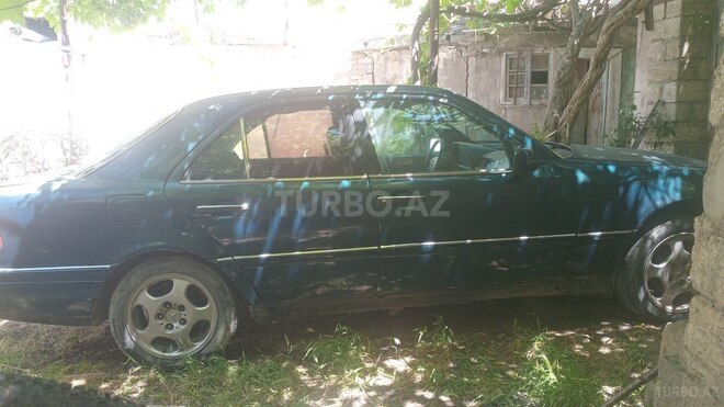 Mercedes C 200-4