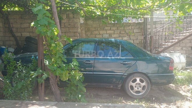 Mercedes C 200-7
