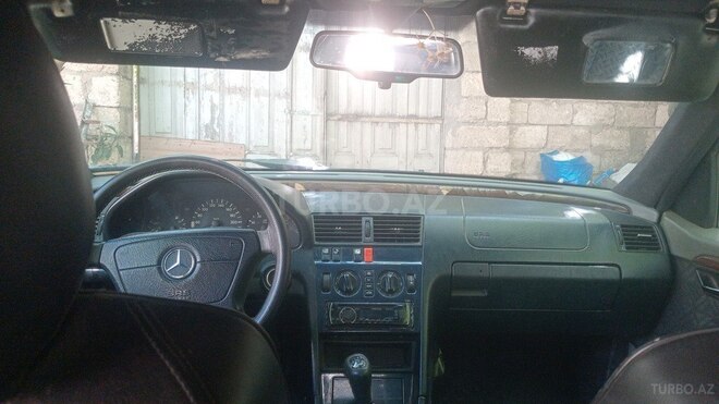 Mercedes C 200-8