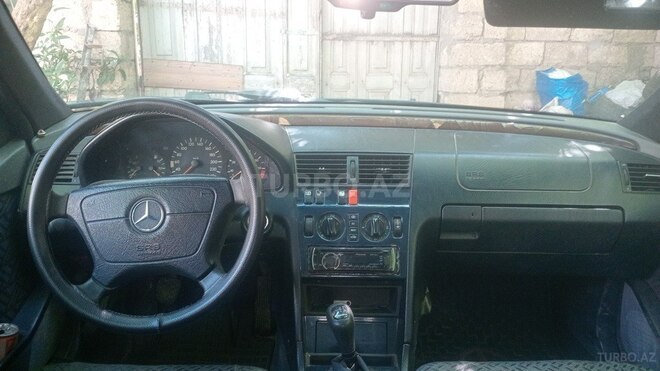 Mercedes C 200-9