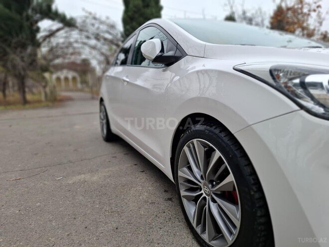 Hyundai i30-7
