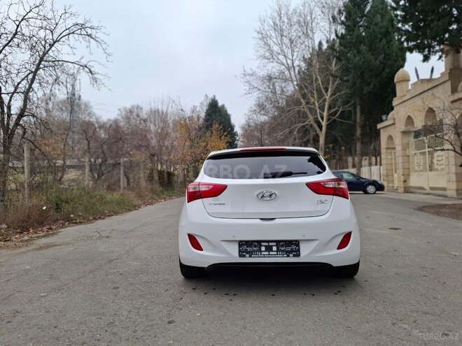 Hyundai i30-9