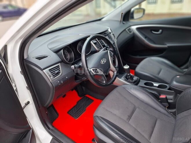 Hyundai i30-11