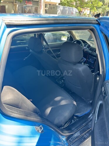 Volkswagen Golf-4