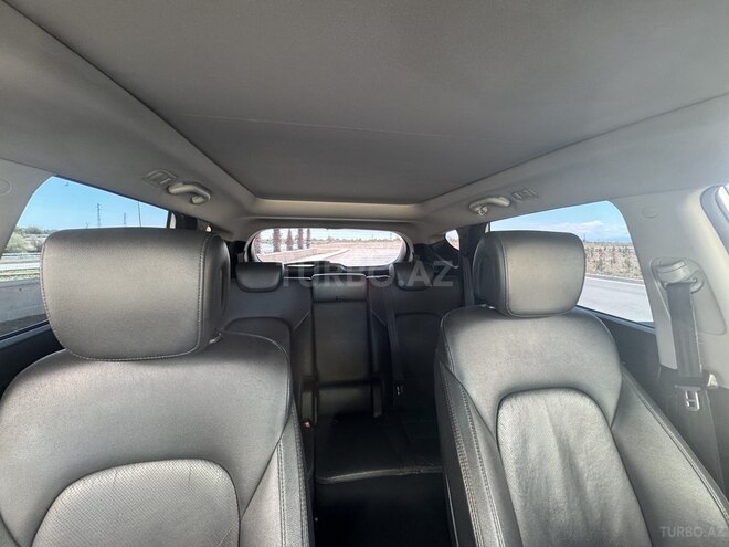 Hyundai Santa Fe-7