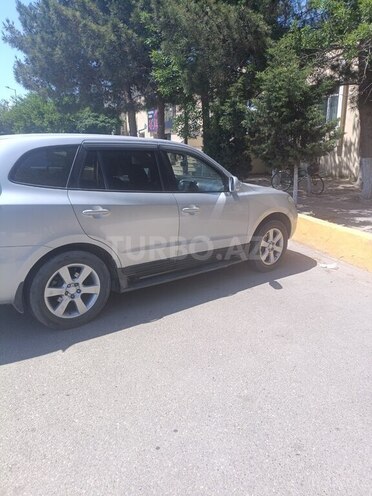 Hyundai Santa Fe-5