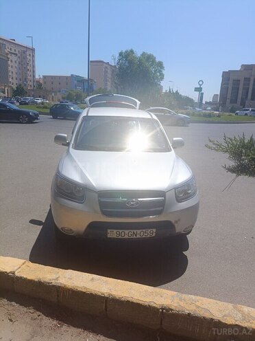 Hyundai Santa Fe-1