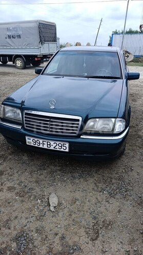 Mercedes C 230-1