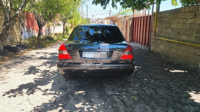 Mercedes C 200-6