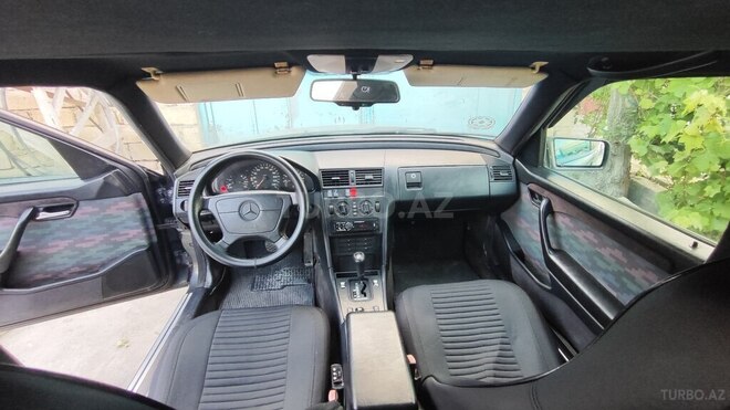 Mercedes C 200-12