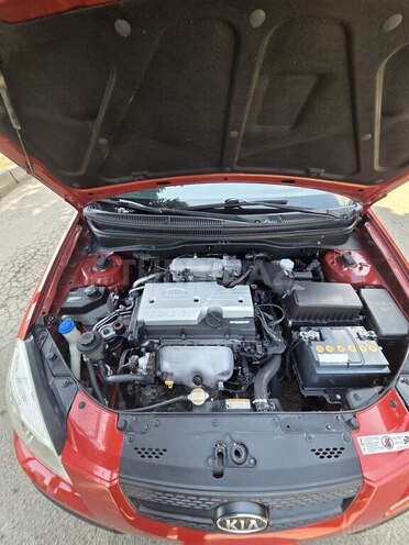Kia Rio-6