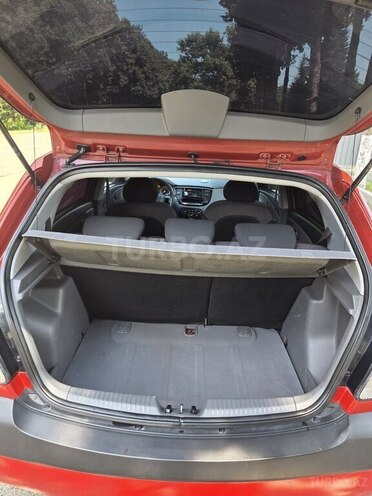 Kia Rio-8