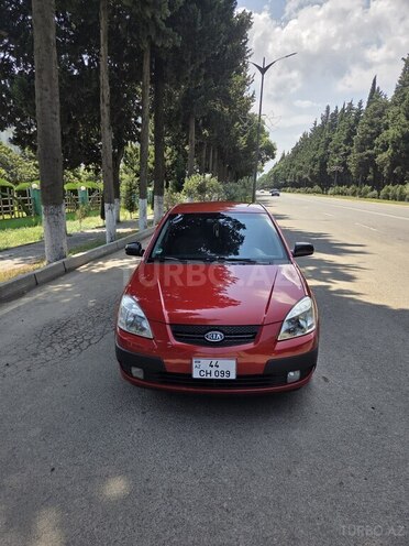 Kia Rio-12