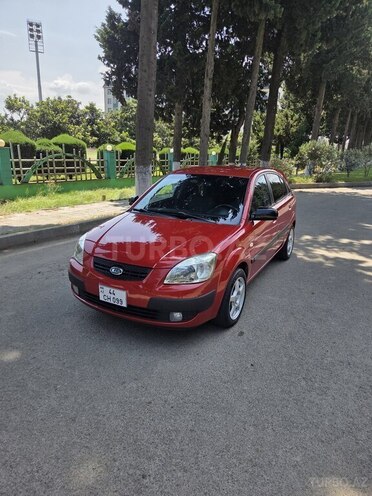 Kia Rio-1
