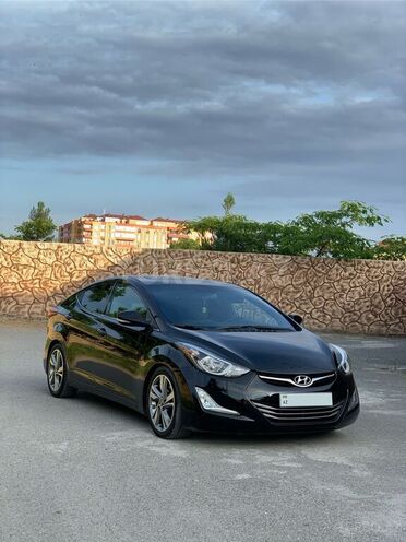 Hyundai Elantra-5