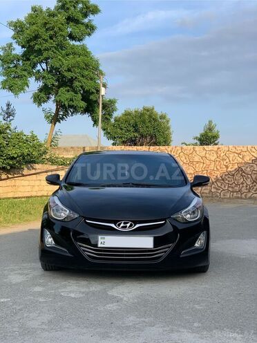 Hyundai Elantra-2