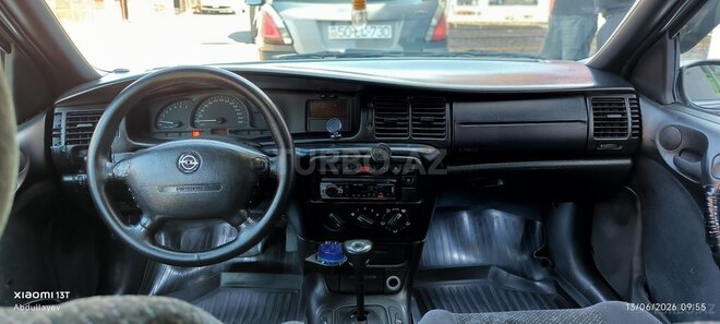 Opel Vectra-7
