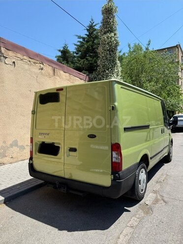 Ford Transit-2
