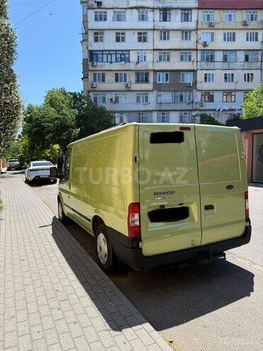 Ford Transit-3
