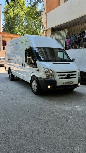 Ford Transit-1