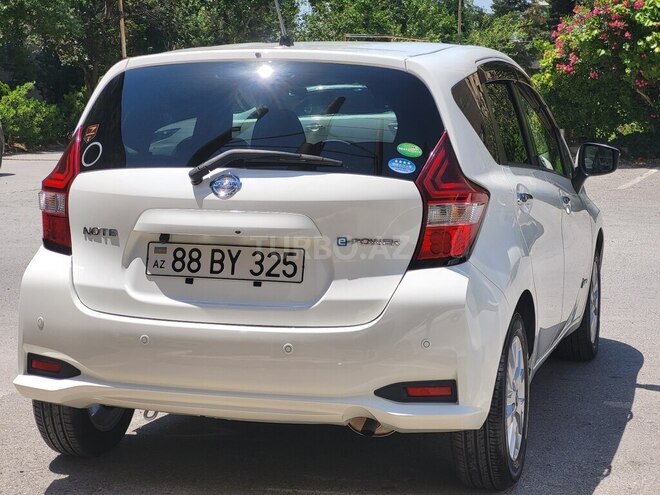 Nissan Note-4