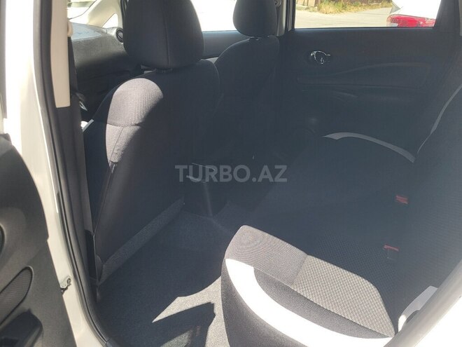 Nissan Note-9