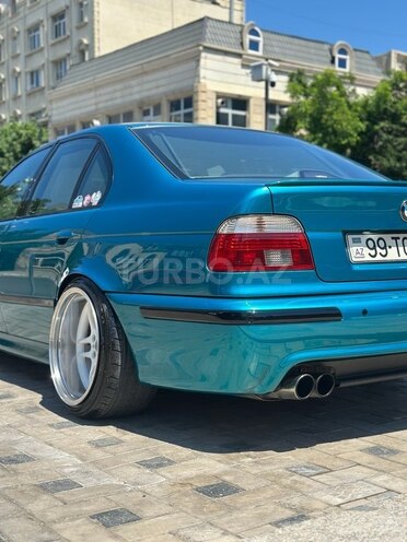 BMW 530-12