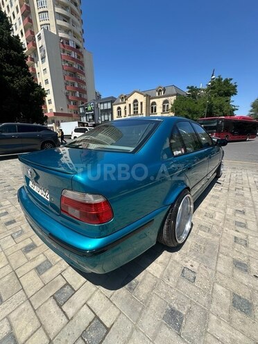 BMW 530-10