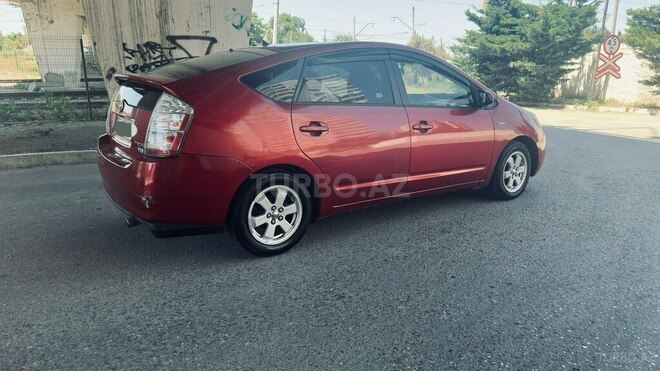 Toyota Prius-5