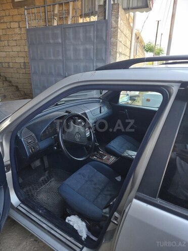 Mercedes C 200-4