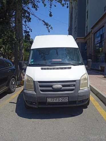 Ford Transit-1