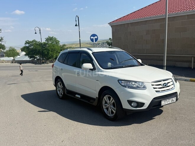 Hyundai Santa Fe-4