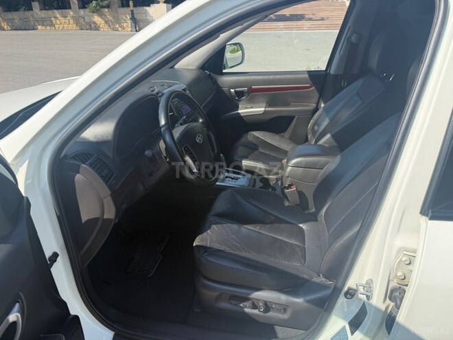 Hyundai Santa Fe-8