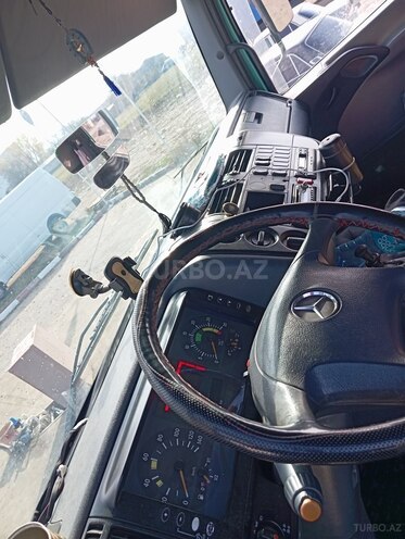 Mercedes Atego 1823-12