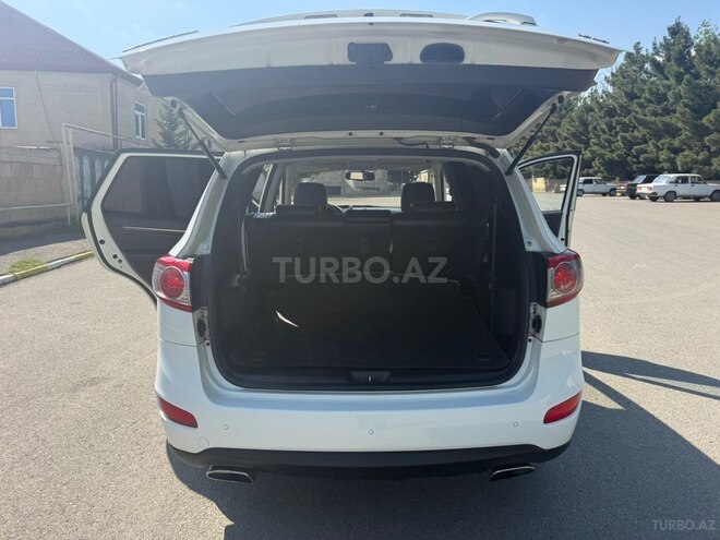 Hyundai Santa Fe-11