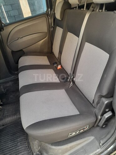 Fiat Doblo-5